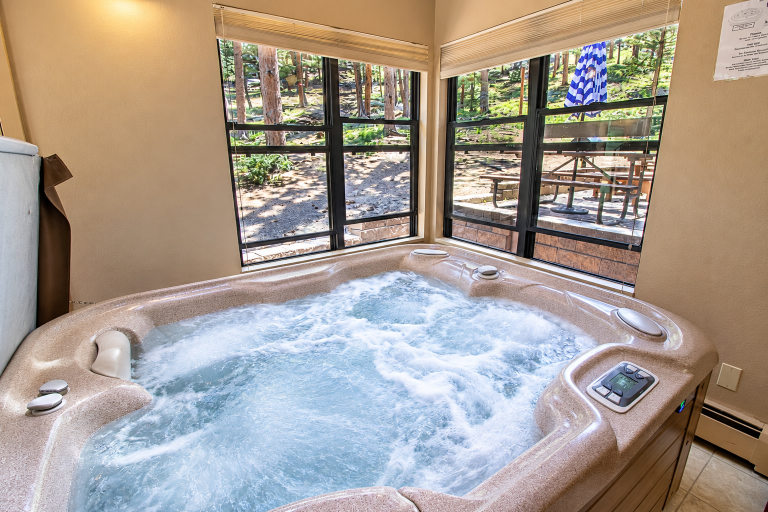 estes park hot tub cabins
